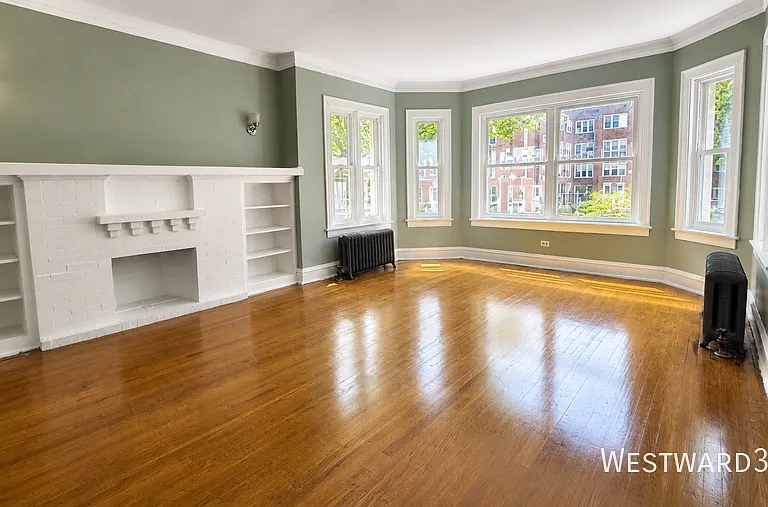 8225 S Ingleside Ave #1 — Photo 1