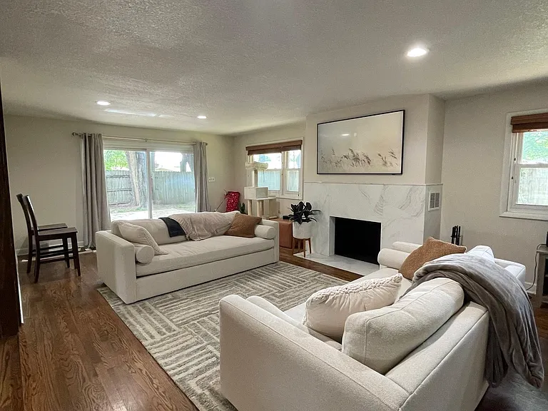 7608 Mohawk St — Photo 4