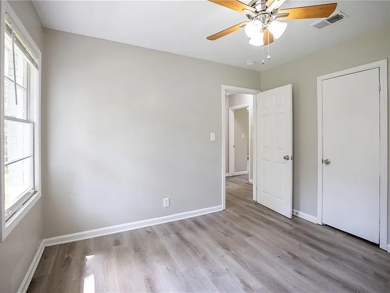 2945 Belvedere Ln — Photo 14