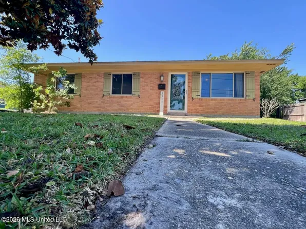 2213 North St, Gulfport, MS 39507