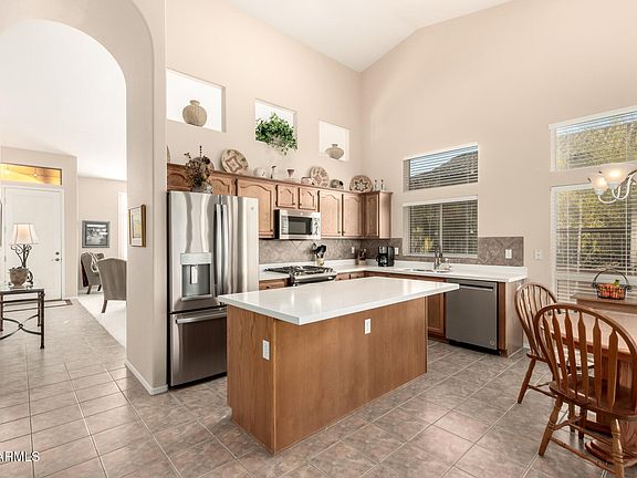 5th image of 3055 N RED Mountain #178