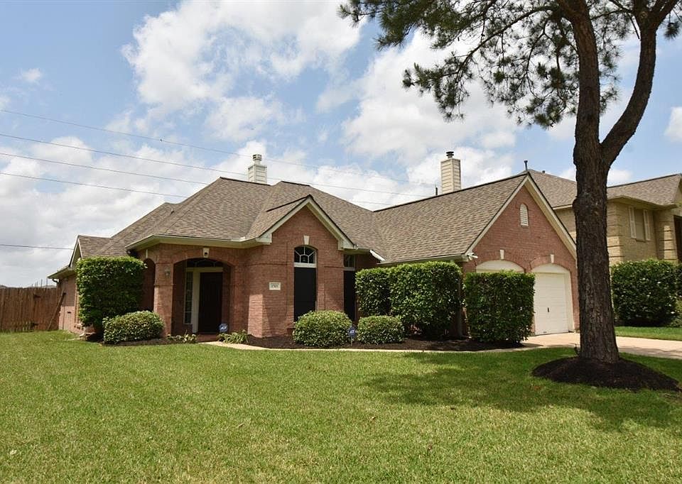 1st image of 1703 Park Harbor Estates Dr