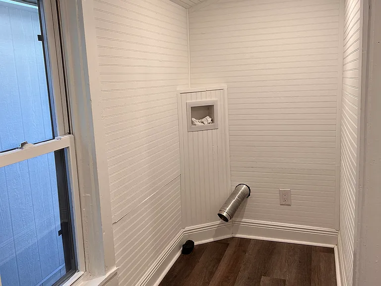 631 N Mulberry St — Photo 23