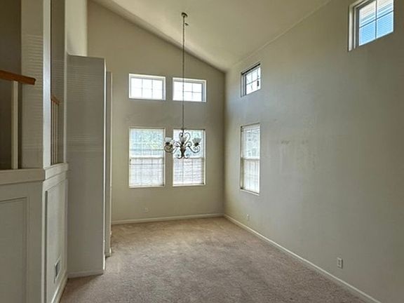 4th image of 492 Dorset Way