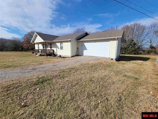 1st image of 331 Wyandotte Dr