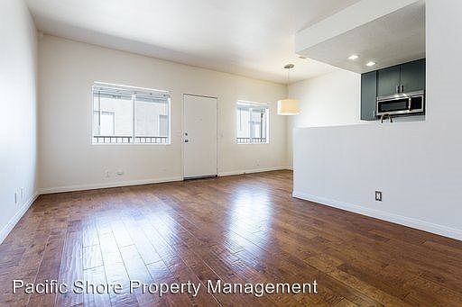 3rd image of 2238 Las Colinas Ave APT 104