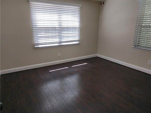 4th image of 732 23rd Ave