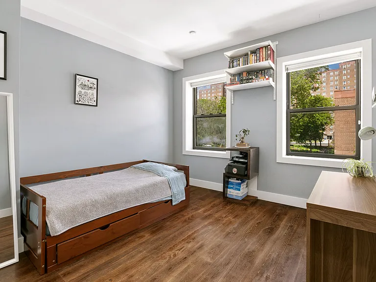 15 Wolcott St #1 — Photo 8
