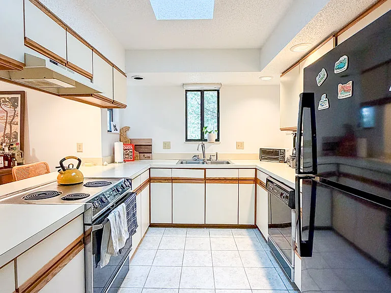 673 Folly Dr SE — Photo 13