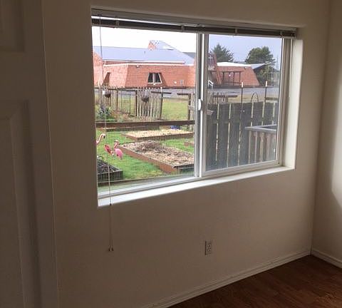 5th image of 811 Ocean Shores Blvd NW #3