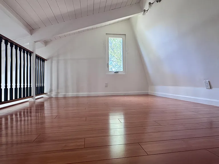 Master Bedroom - Loft