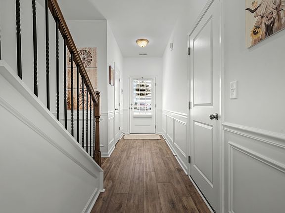 5th image of 128 Annas Way