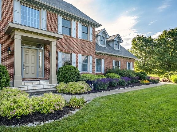 2nd image of 1898 Winding Brook Way