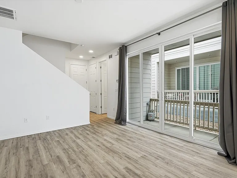 9640 Reunion Pkwy — Photo 11