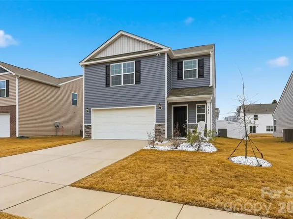 586 N Sparkleberry St, Chester, SC 29706