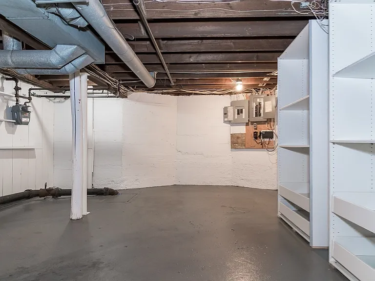 71 Curve St #71 — Photo 29