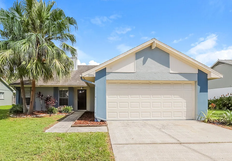 2006 Green Juniper Ln