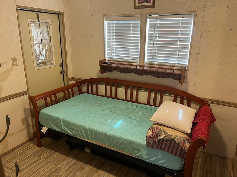 11 Rio Bravo Dr — Photo 8