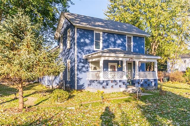 1st image of 8979 Meadow Farm Dr
