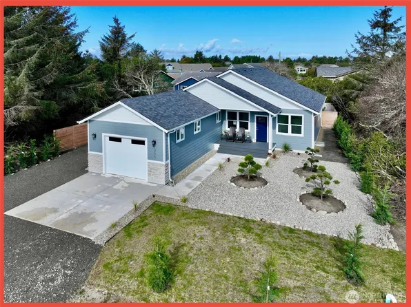 256 S Wynoochee Drive SW, Ocean Shores, WA 98569