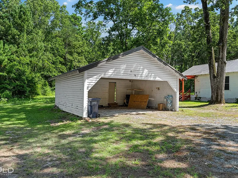 3783 Old Plain Dealing Rd — Photo 8