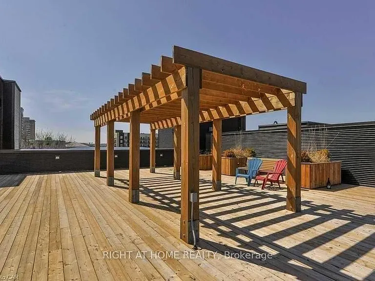 253 Albert St #405 — Photo 13