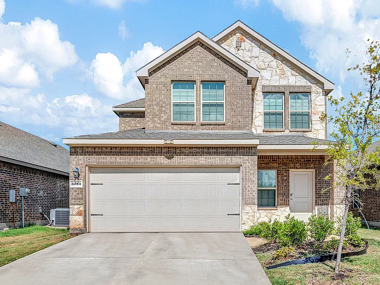 3233 Grimaldo Dr — Photo 1
