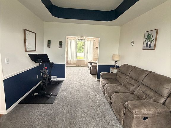 5th image of 8683 Zircon Ln