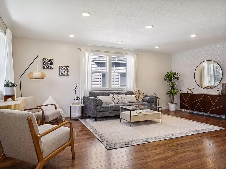 5827 Xerxes Ave S — Photo 32