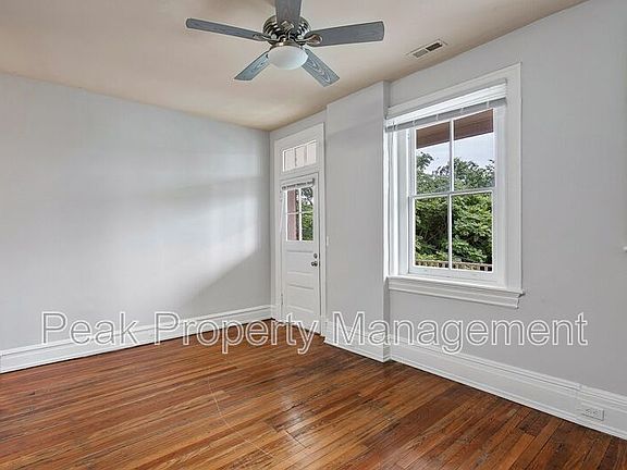 5th image of 1126 Hull St APT D