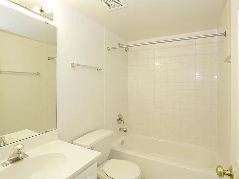 3649 173rd Ct — Photo 25