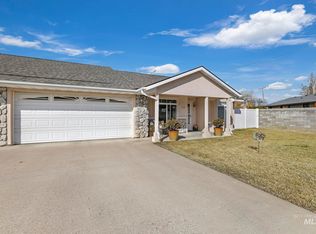 558 Spencer Cir, Burley, ID 83318