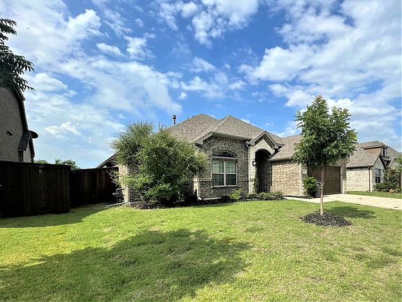 3rd image of 1729 Bertino Way