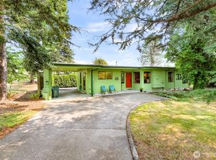 832 Elm Ave, Blaine, WA