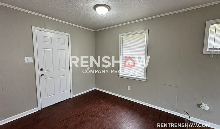 263 Navy Dr — Photo 8