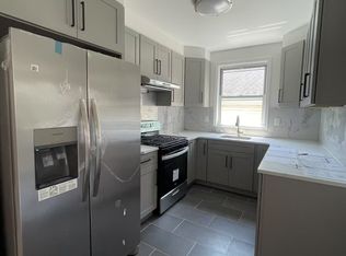 (Undisclosed Address), Staten Island, NY 10305