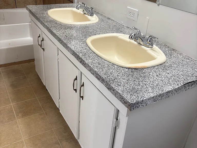 2511 S Bypass 35 #14 — Photo 9