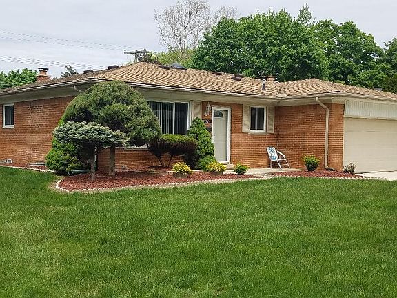 2nd image of 31524 Scone St