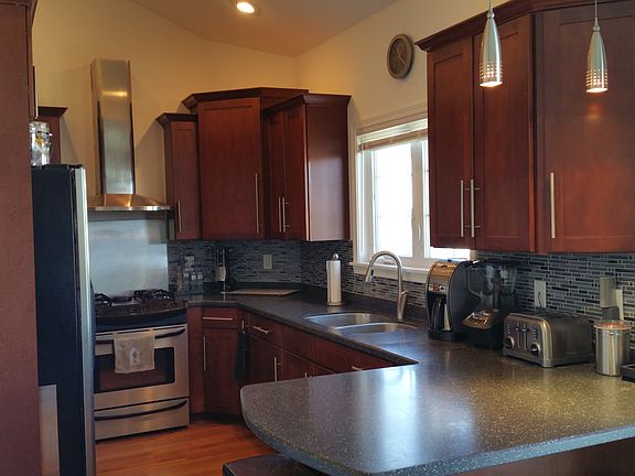 2nd image of 20 Palermo Cir