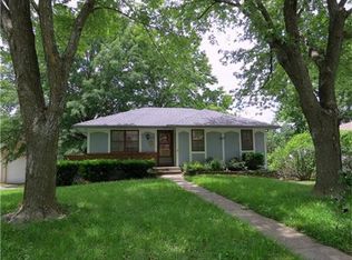 3906 S Harbaugh Dr, Independence, MO 64055
