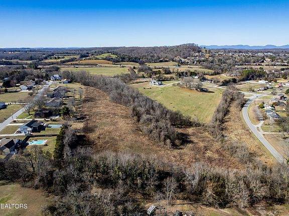 4th image of Hotchkiss Valley Rd