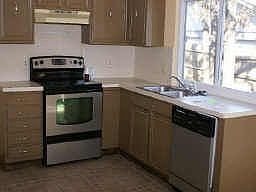 4th image of 403 Lone Oak Ct