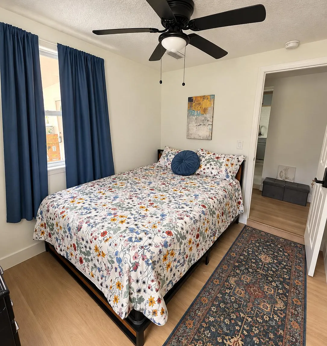 4 bed, 2.0 bath, 1120 sqft, $879 — Photo 1