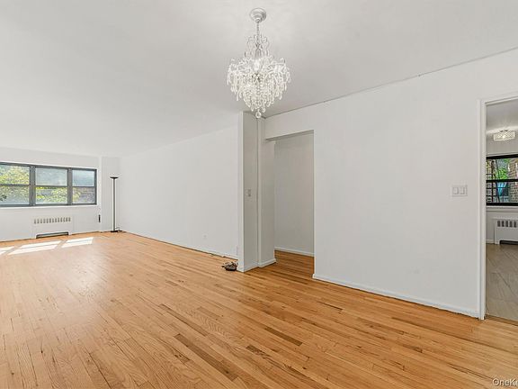 5th image of 60 White Oak Street #2F