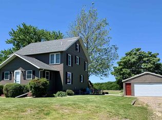 766 Steakhouse Rd, Gilson, IL 61436