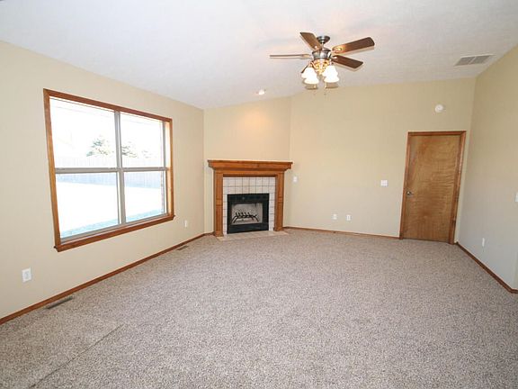2nd image of 4409 W Westwood Dr