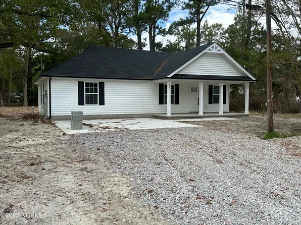 100 Baxter Grove Road, Moyock, NC 27958