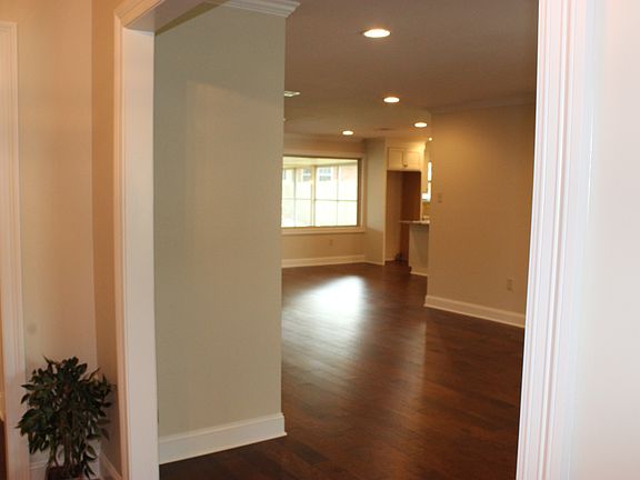 Foyer View Living/Dining Rm