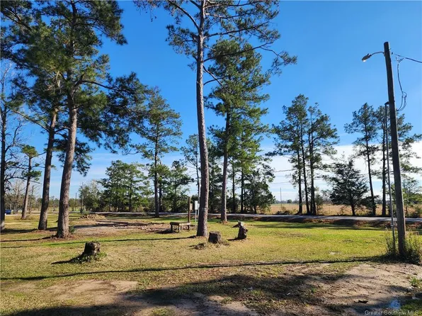 1542 Koonce Rd, Sulphur, LA 70663