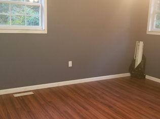 1450 Yedear Dr, Lenoir City, TN 37772